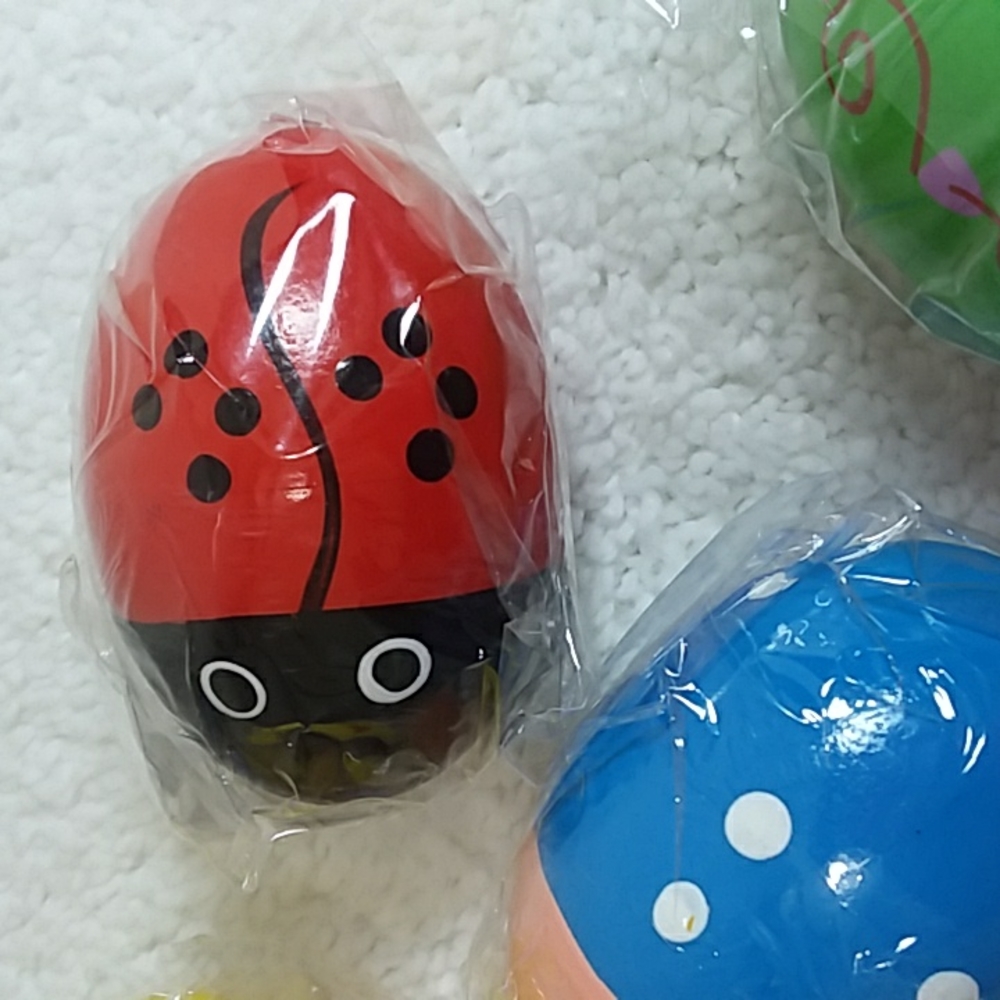 Kids Wooden Easter Egg Shakers - Picture 6 of 6